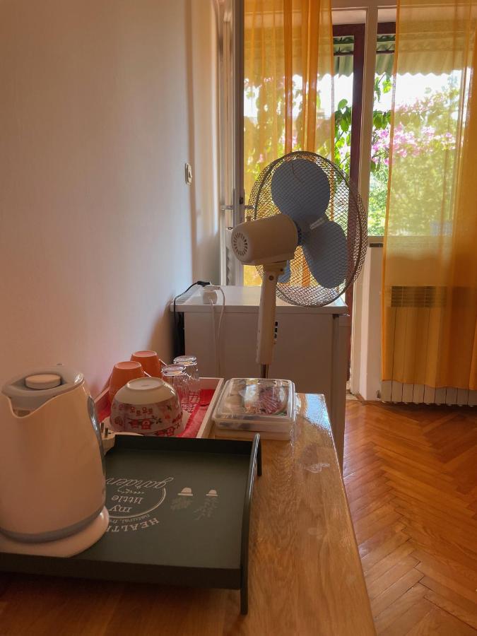 Hvar Guesthouse - Double Bedroom With Private Bathroom Jelsa  Esterno foto