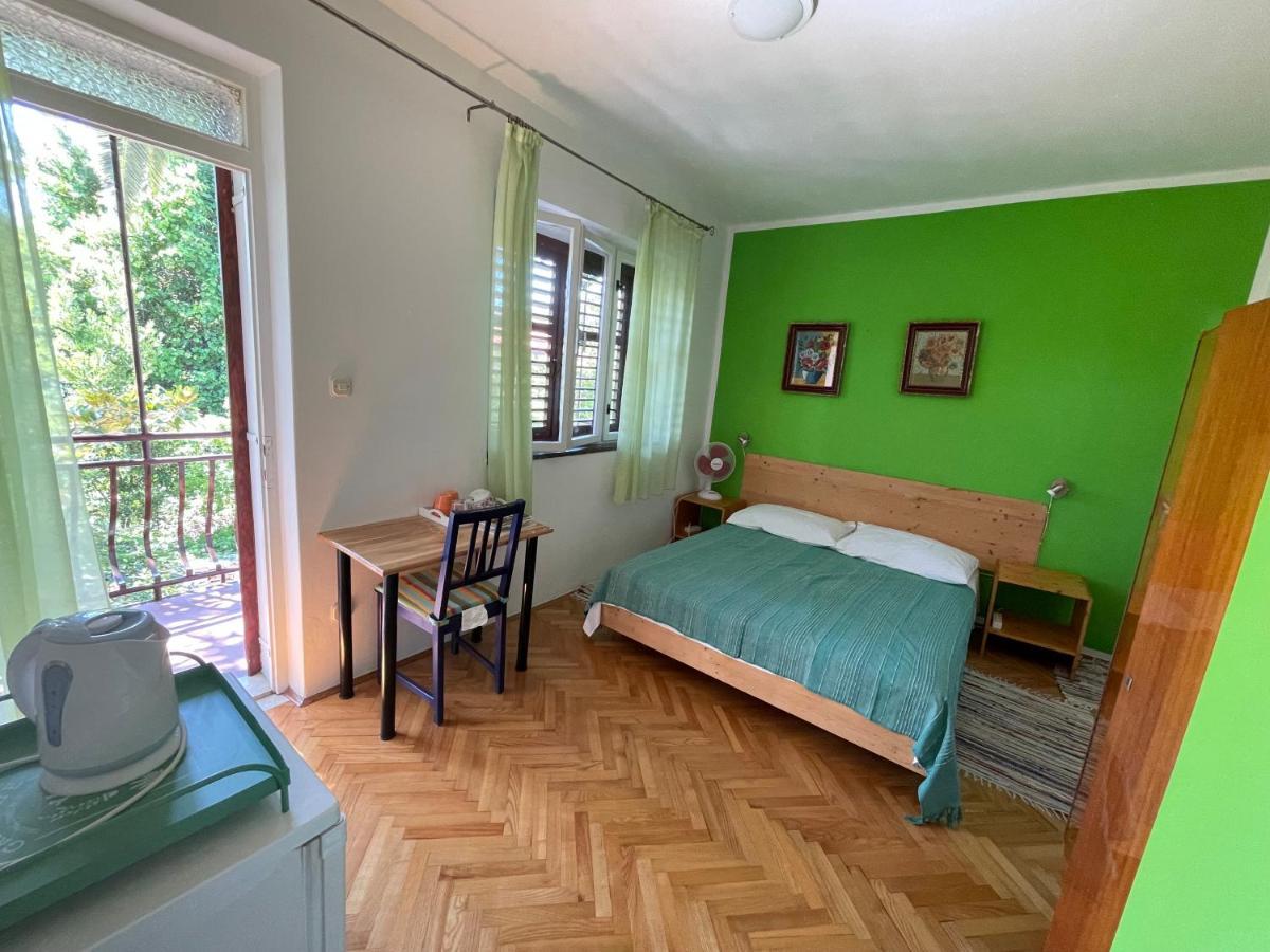 Hvar Guesthouse - Double Bedroom With Private Bathroom Jelsa  Esterno foto