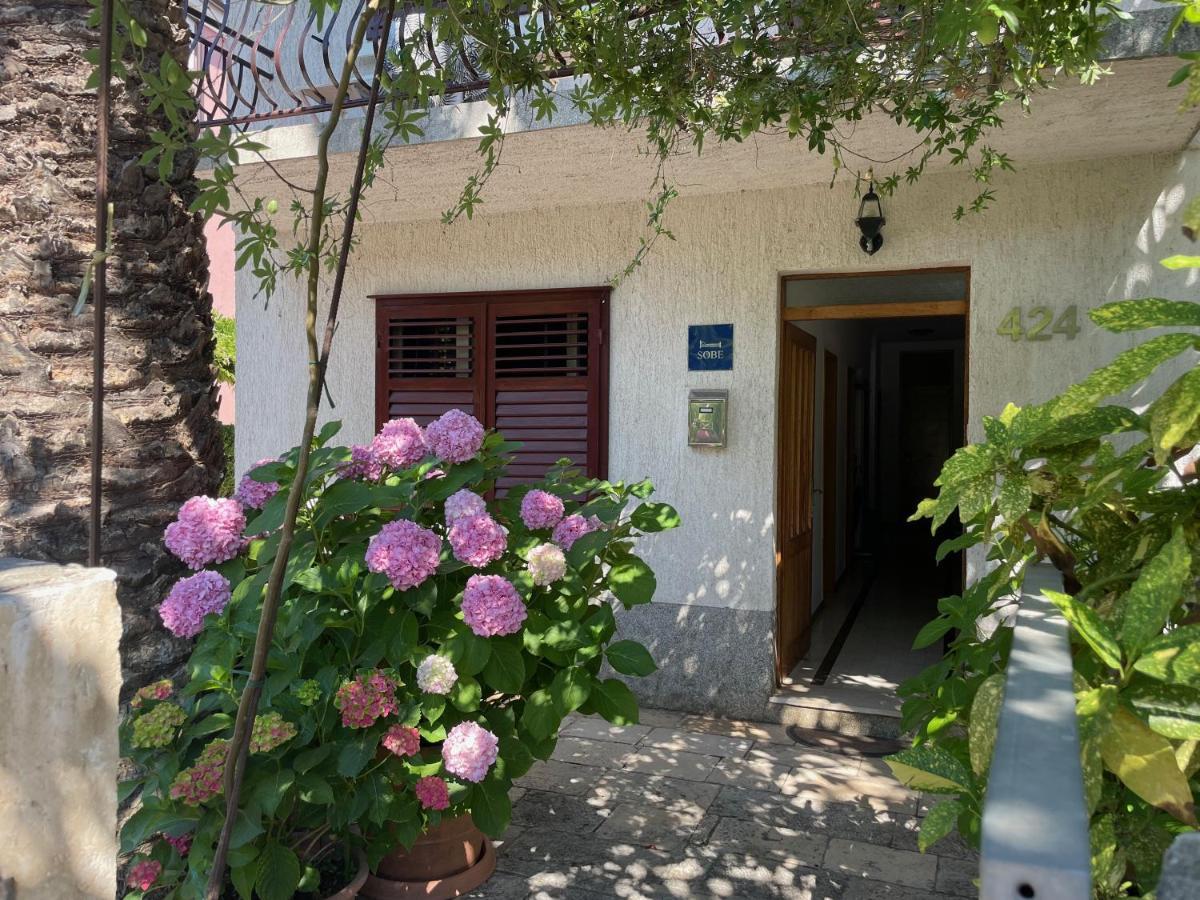 Hvar Guesthouse - Double Bedroom With Private Bathroom Jelsa  Esterno foto