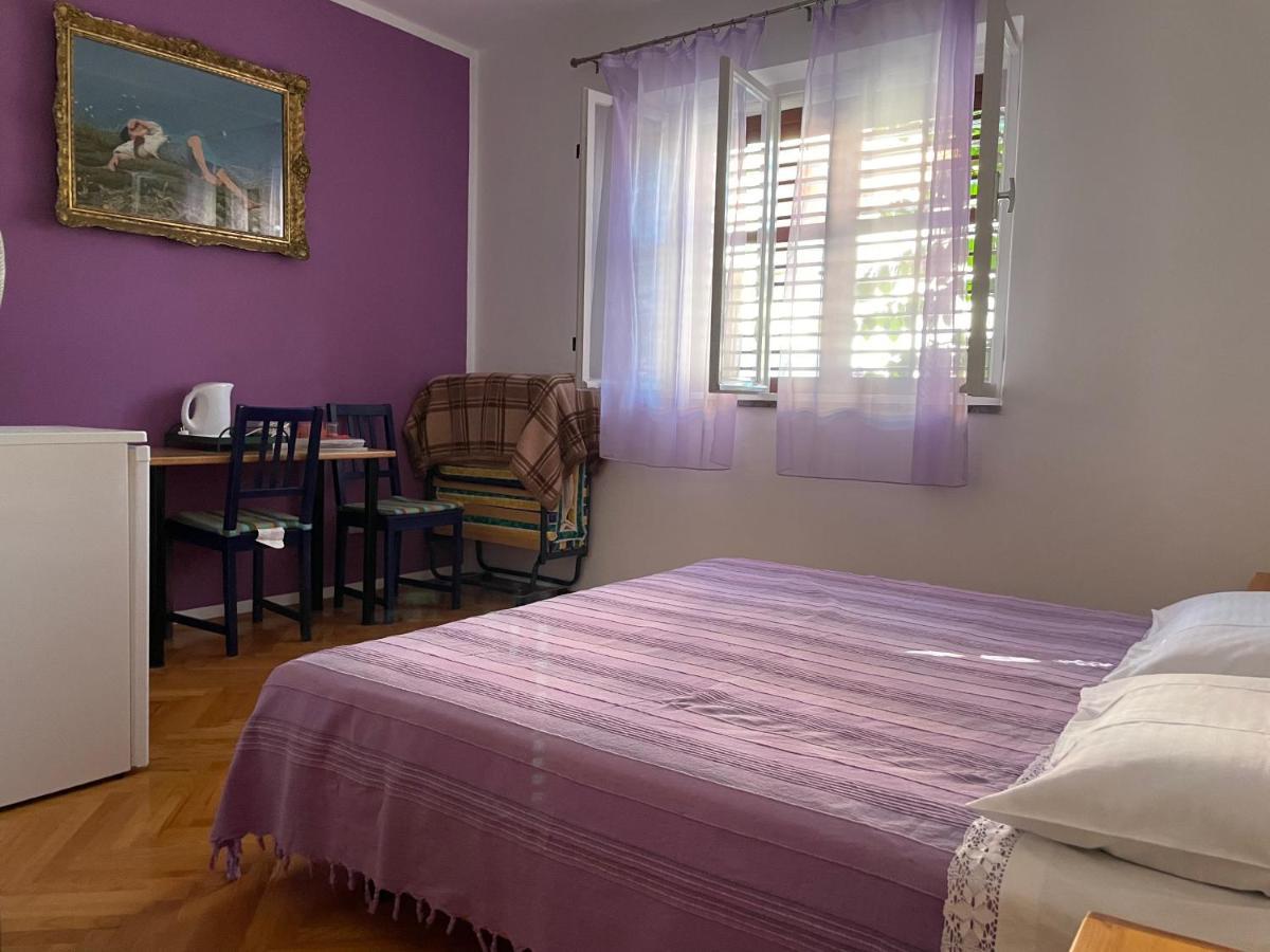 Hvar Guesthouse - Double Bedroom With Private Bathroom Jelsa  Esterno foto