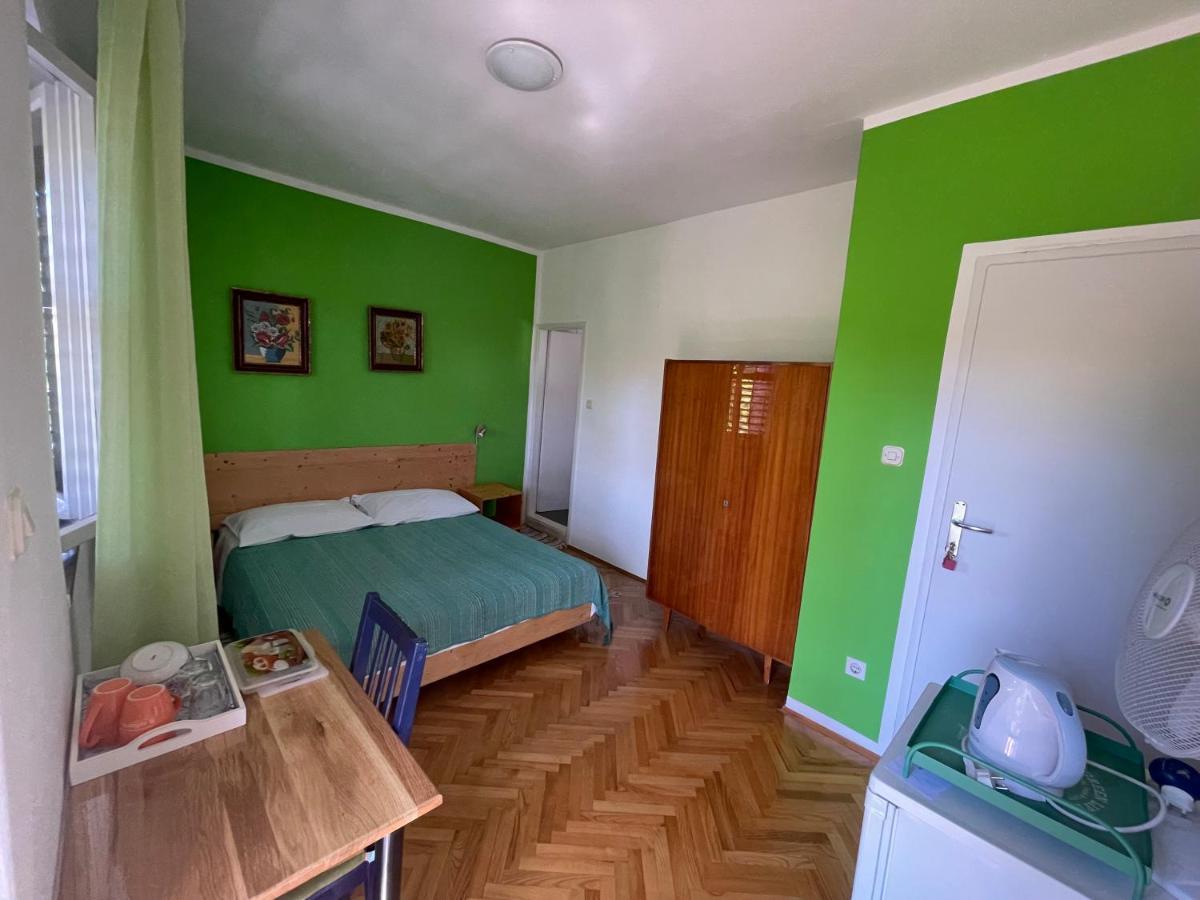 Hvar Guesthouse - Double Bedroom With Private Bathroom Jelsa  Esterno foto