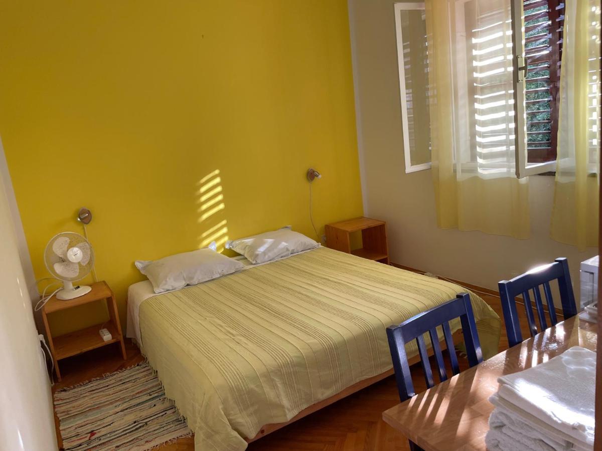 Hvar Guesthouse - Double Bedroom With Private Bathroom Jelsa  Esterno foto